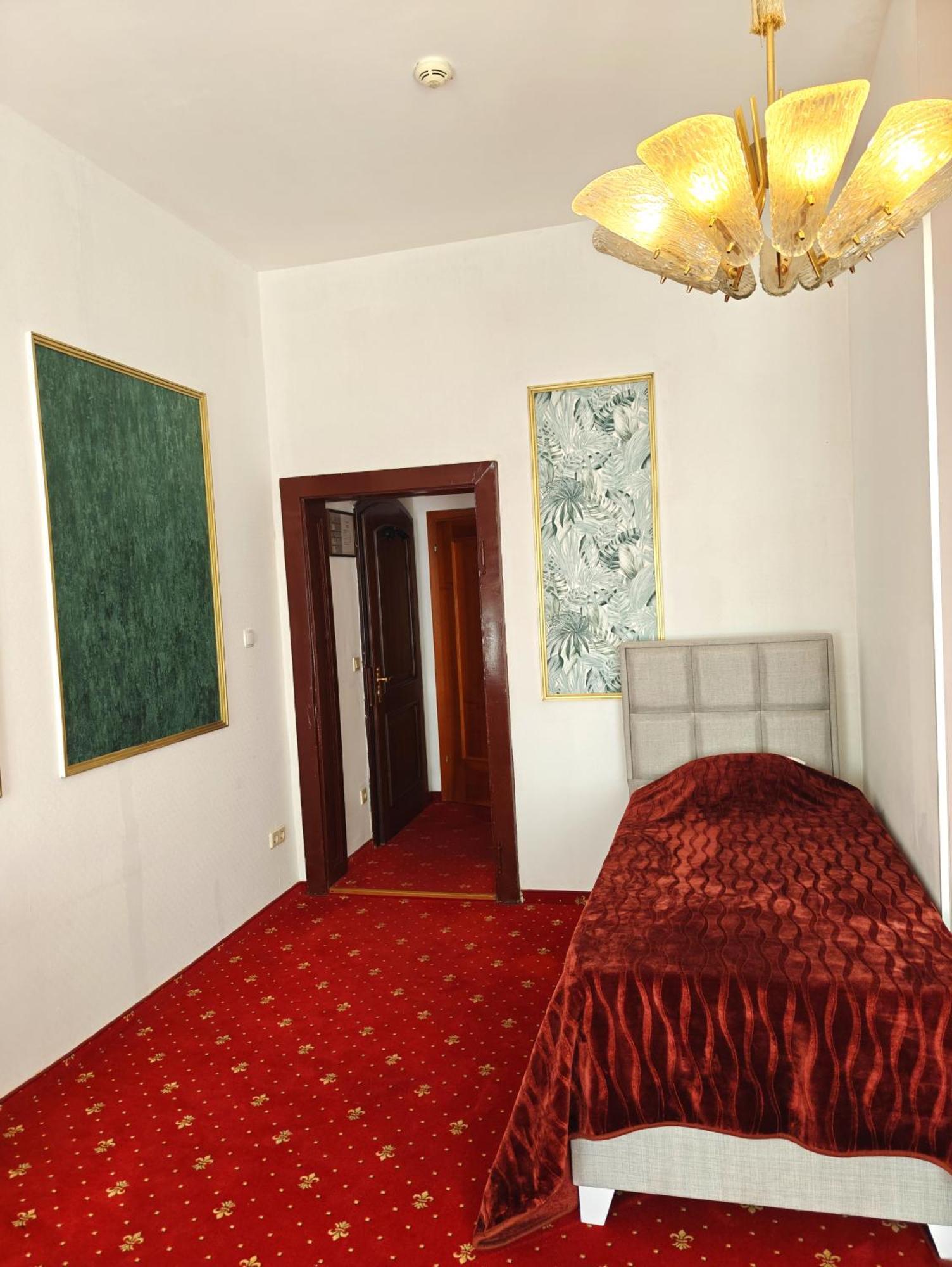 Hotel Viktoria Βιέννη Εξωτερικό φωτογραφία
