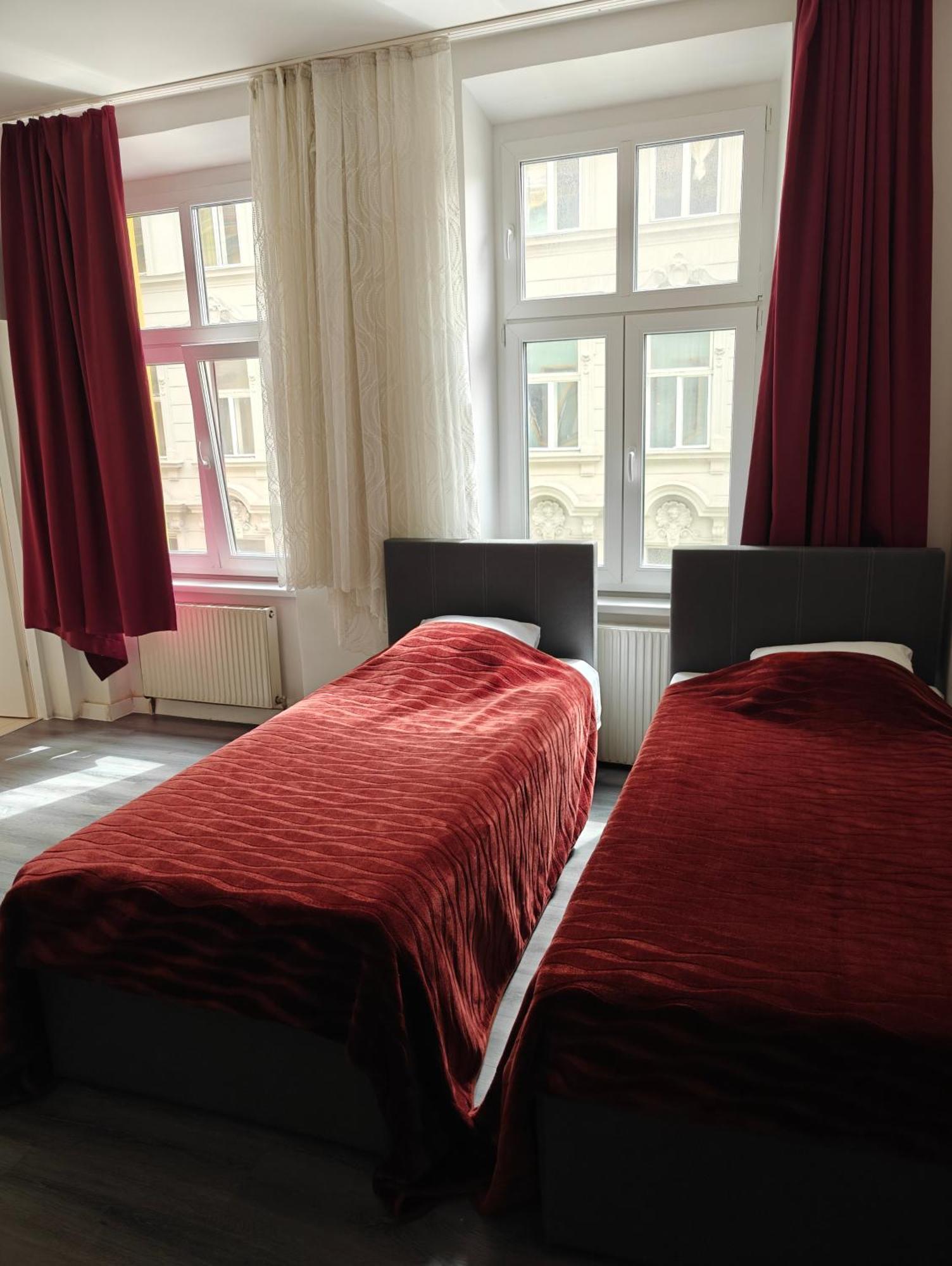 Hotel Viktoria Βιέννη Εξωτερικό φωτογραφία