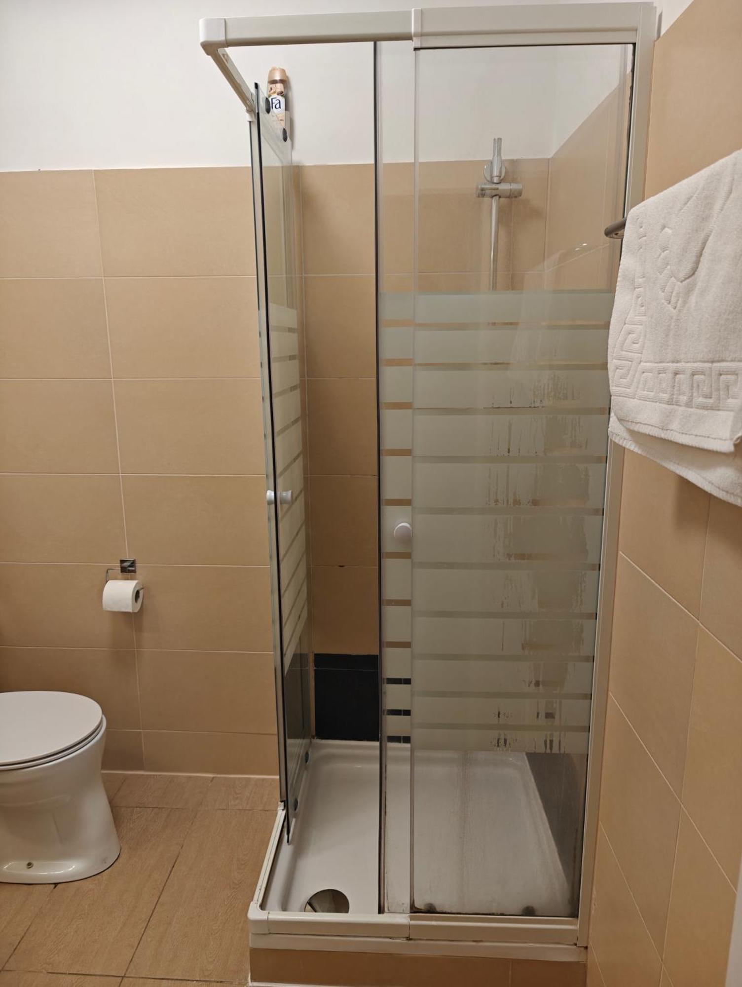 Hotel Viktoria Βιέννη Εξωτερικό φωτογραφία